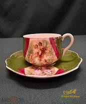 Фарфоровая кофейная пара " Товарищество М.С.Кузнецова," Москва. Деколь, позолота.