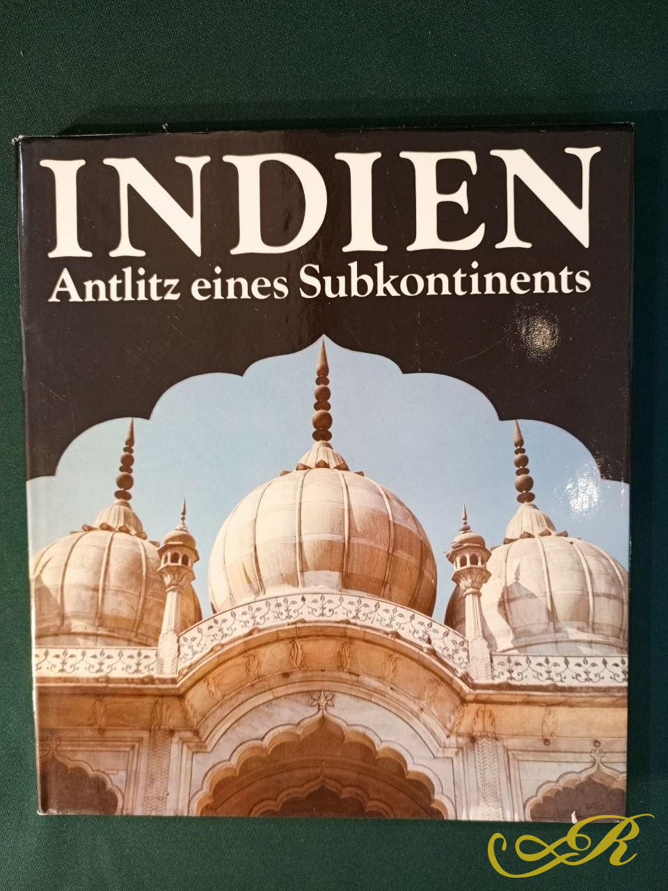  Книга (Индия: Облик субконтинента) автора Гюнтера Нерлиха.  "Indien: Antlitz eines Subkontinents" 