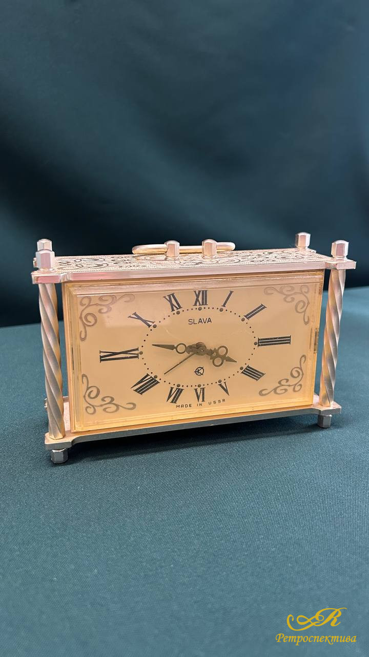 Часы с будильником винтажные "Слава", СССР.