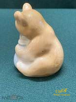 Фарфоровая фигурка " Медвежонок с медом" ЛФЗИ 1950 - 1960 г.г.