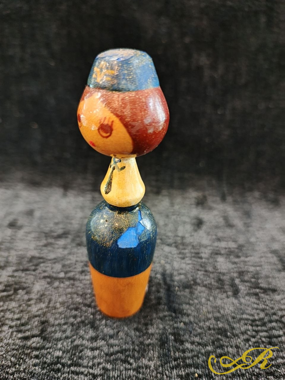 Винтажная деревянная фигурка. СССР. Ручная роспись. В-9,3 см. Ш-2,1 см.