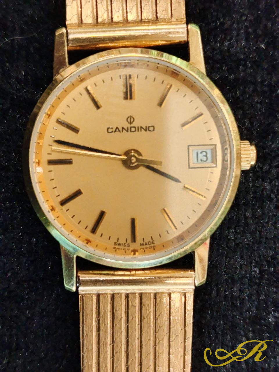 Часы золотые швейцарские "Candino" Винтаж . 585 пробы. Вес 35,6 гр. длина 19 см.