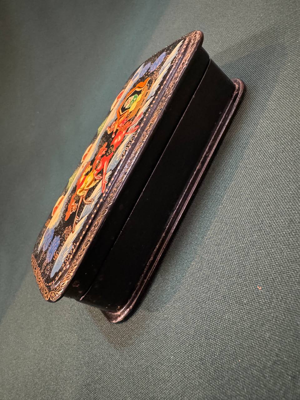 Шкатулка "Тройка". Холуй.