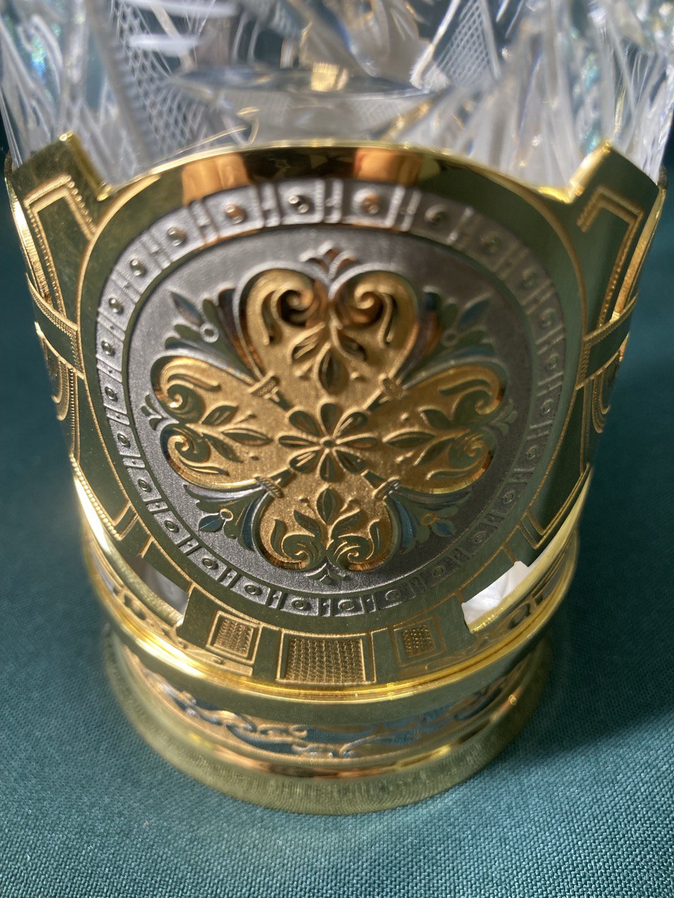 Набор подарочный : подстаканник с ложкой. ЗлатАРМС.