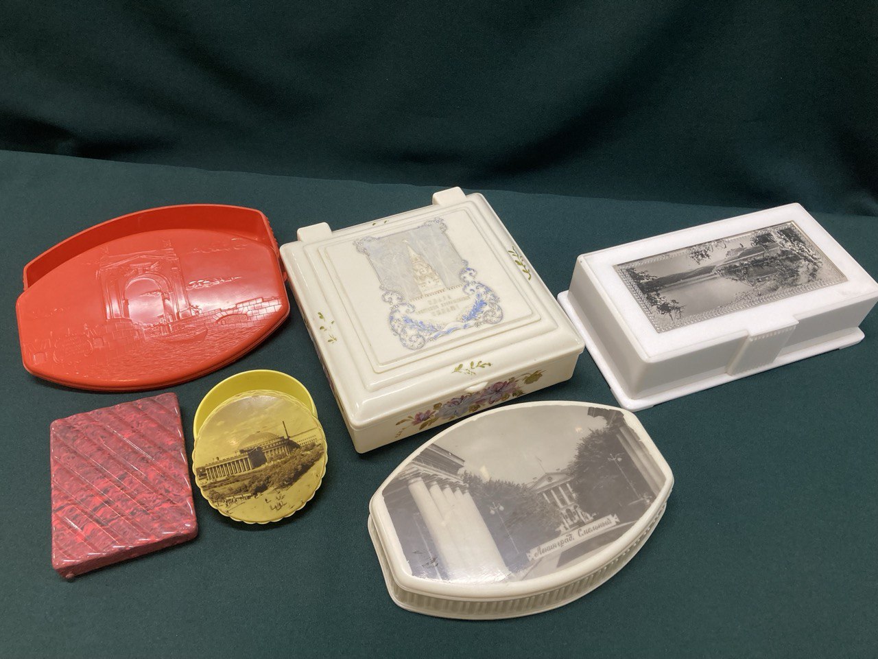 Шкатулки СССР. Винтаж. Разные размеры.