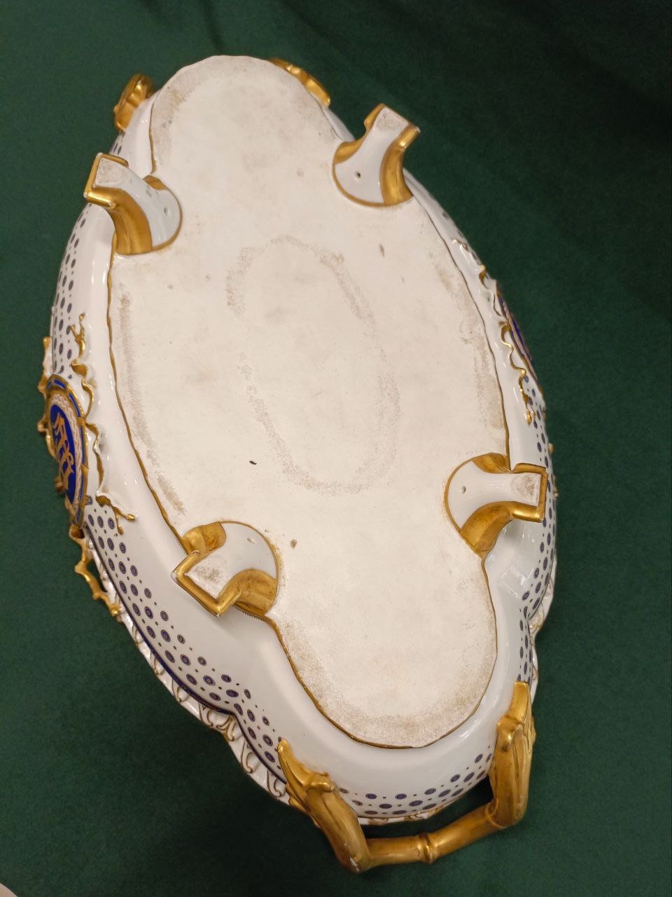 Ваза с ручками Limoges, фарфор, золочение. Размер 15х53х32см