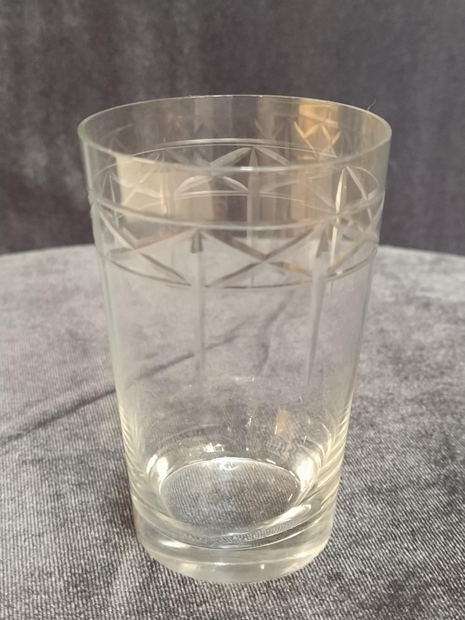 170. Стопка ,высота 8 см, стекло