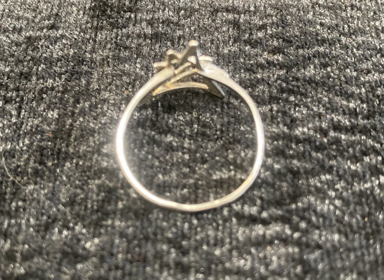 Кольцо серебро.