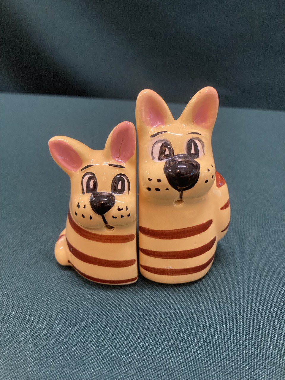 Фарфоровые фигурки " Из отряда кошачьих"