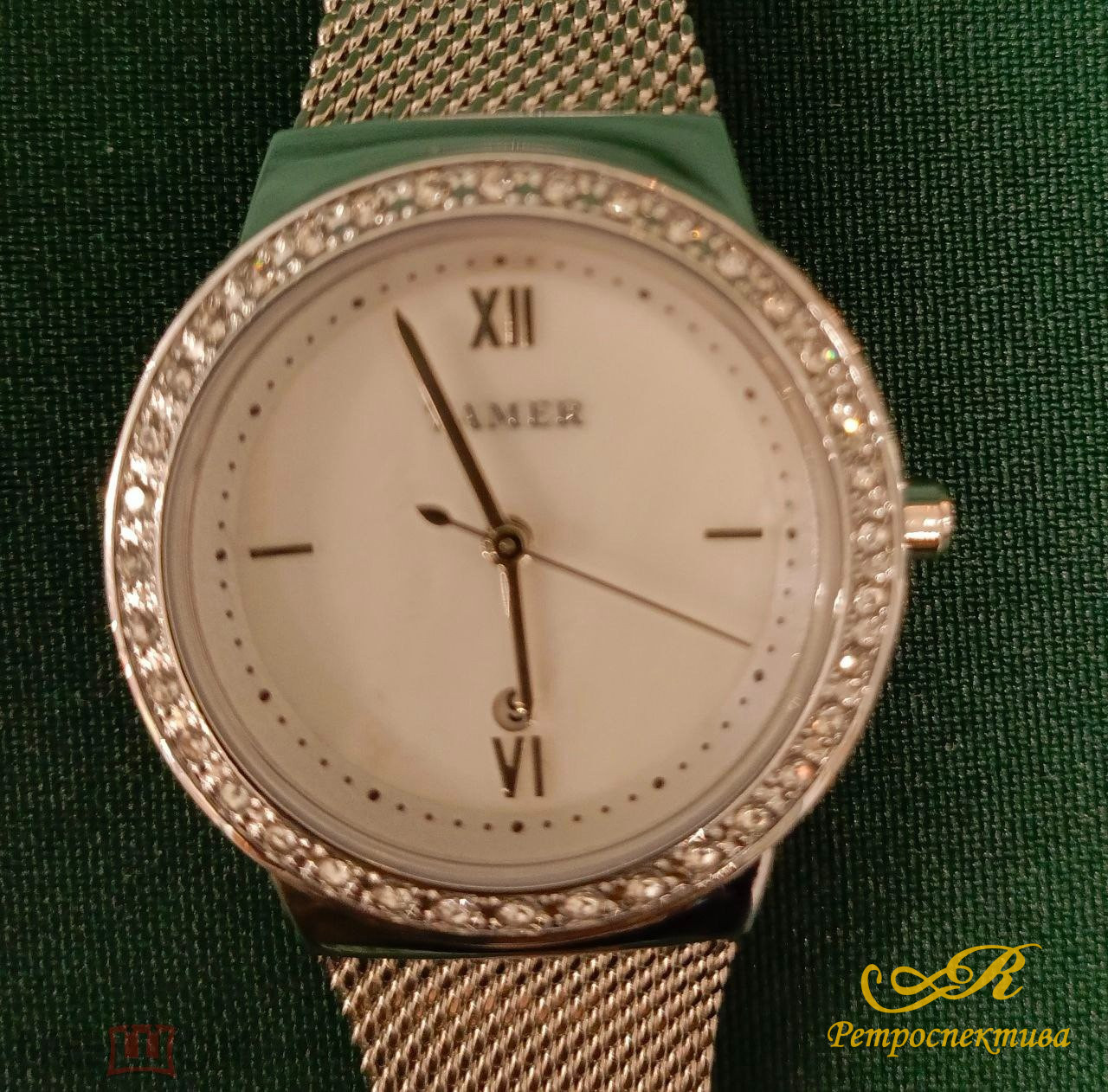 Часы с ремешком TAMER. Японский кварц, минеральное стекло, корпус биж. Сплав. (белый циферблат)