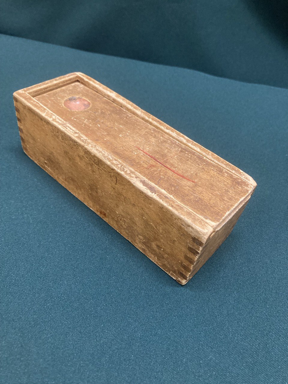 Домино. В деревянном футляре. Костяшки выполнены из дерева. СССР.