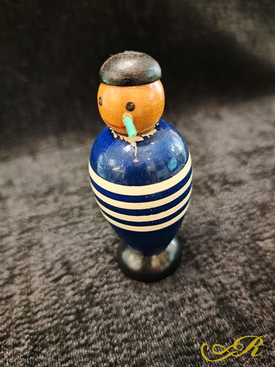 Винтажная деревянная фигурка. СССР. Ручная роспись. В-8 см. Ш-3,2 см.