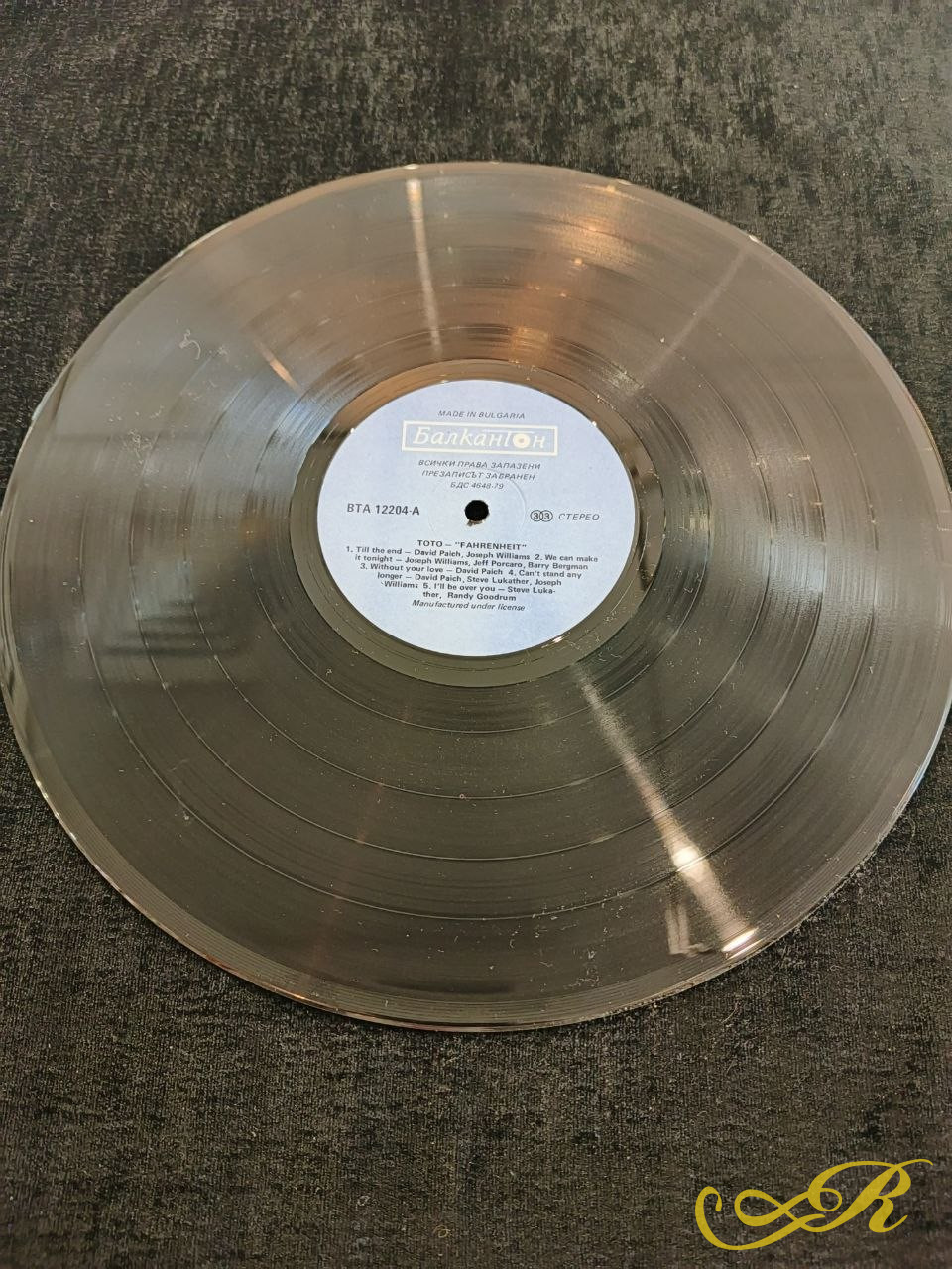  Toto – Farenheit 