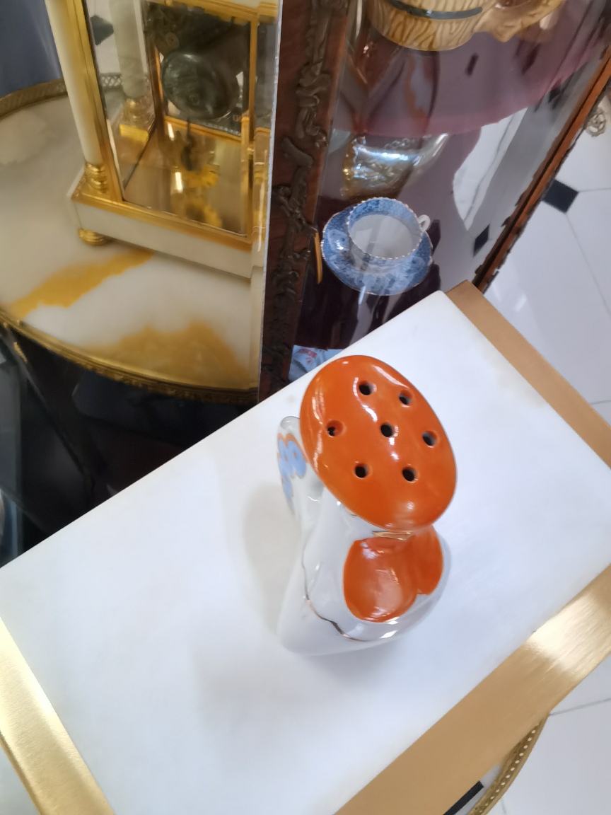 Фарфоровая перечница "Петушок"