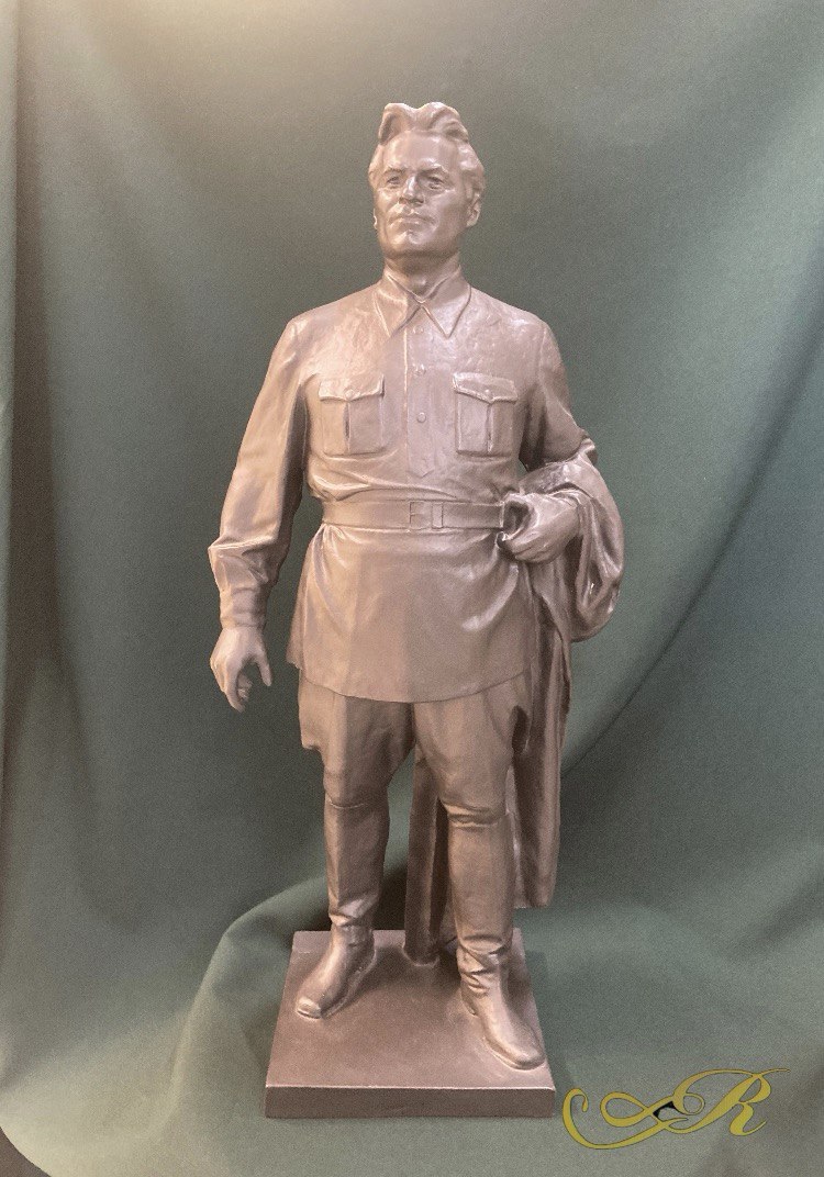 Скульптура "Киров"