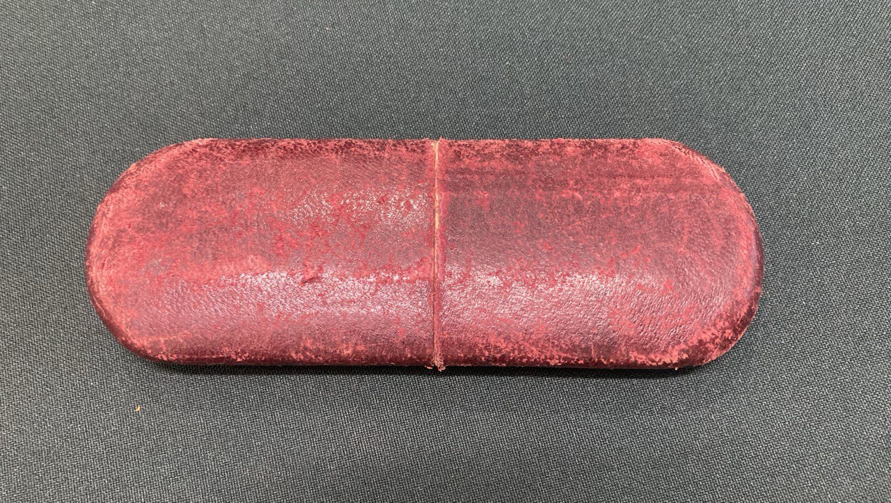 Пенсне в футляре. Начало ХХ в.