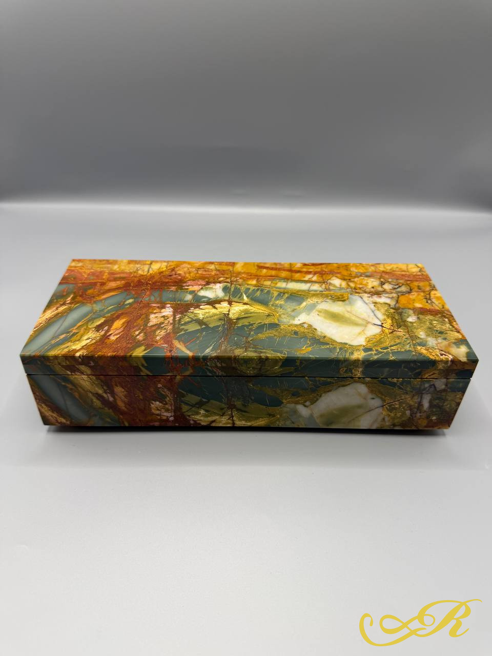  Шкатулка сибайская яшма (Пикассо), крепления бронза. Размер 25х10,5 х 6,5 см.