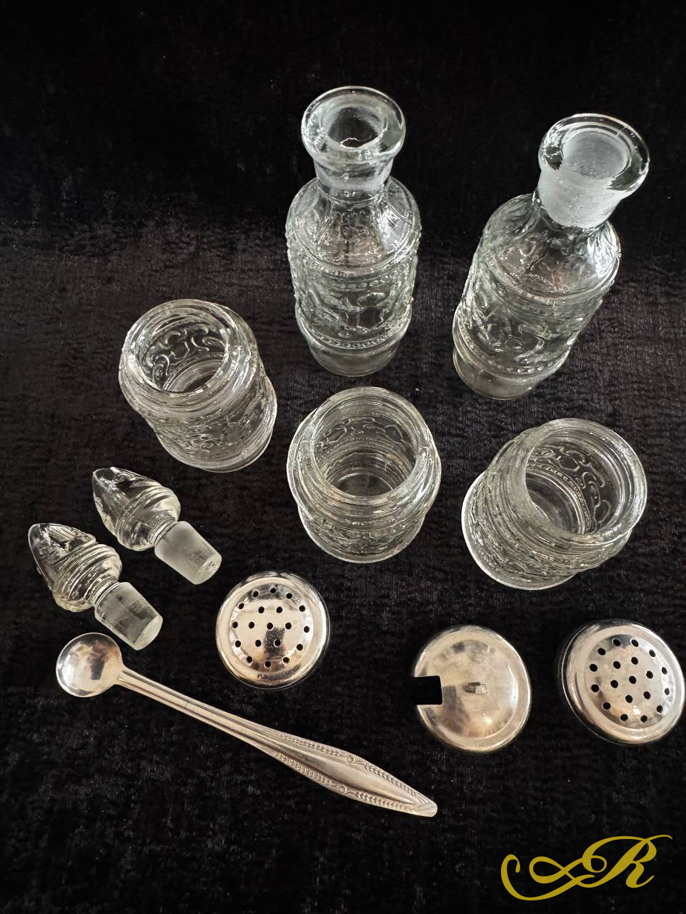 Набор для специй СССР оригинальный. Материал: стекло, металл.