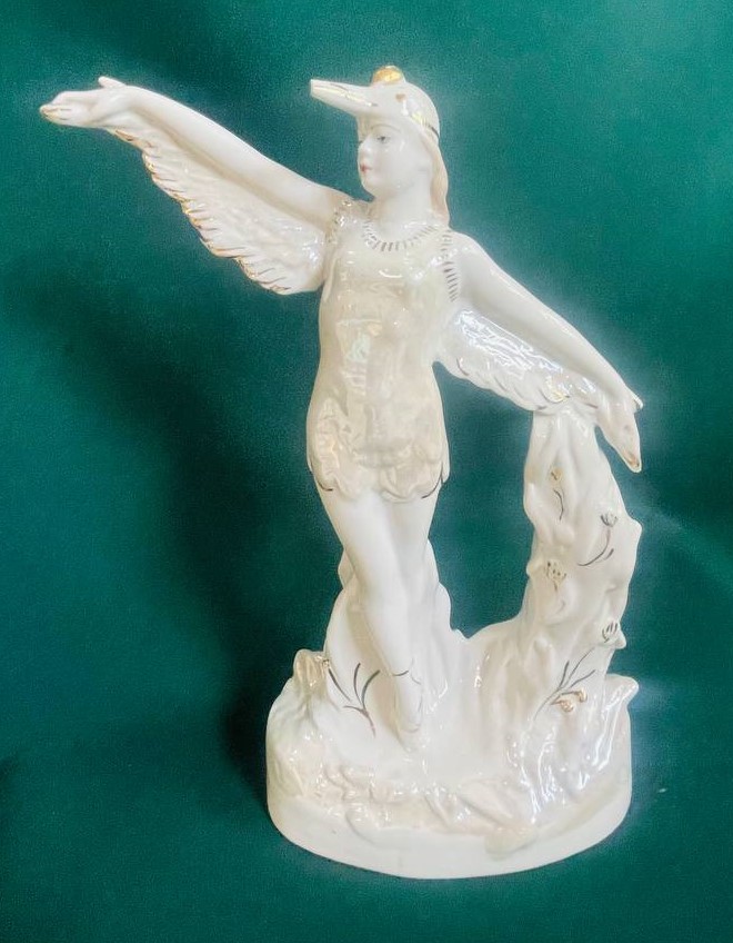 Фарфоровая статуэтка "Балерина Аист" Вербилки.