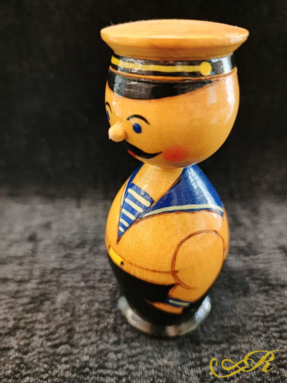 Винтажная деревянная фигурка. СССР. Ручная роспись. В-10,8 см. Ш-4,5 см.