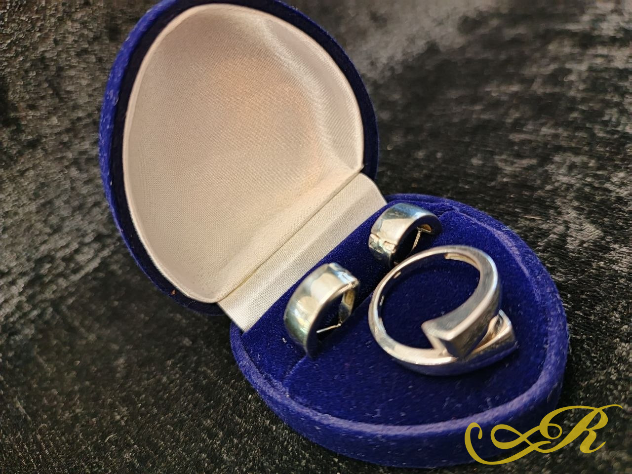 серебряный набор, кольцо, серьги. 925 проба. 8 гр