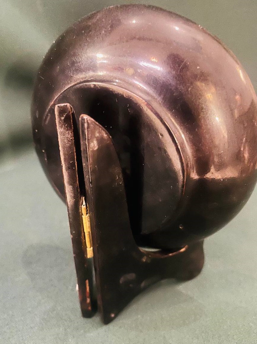 Декоративная Лаковая Тарелка на подставке  "Цветы"