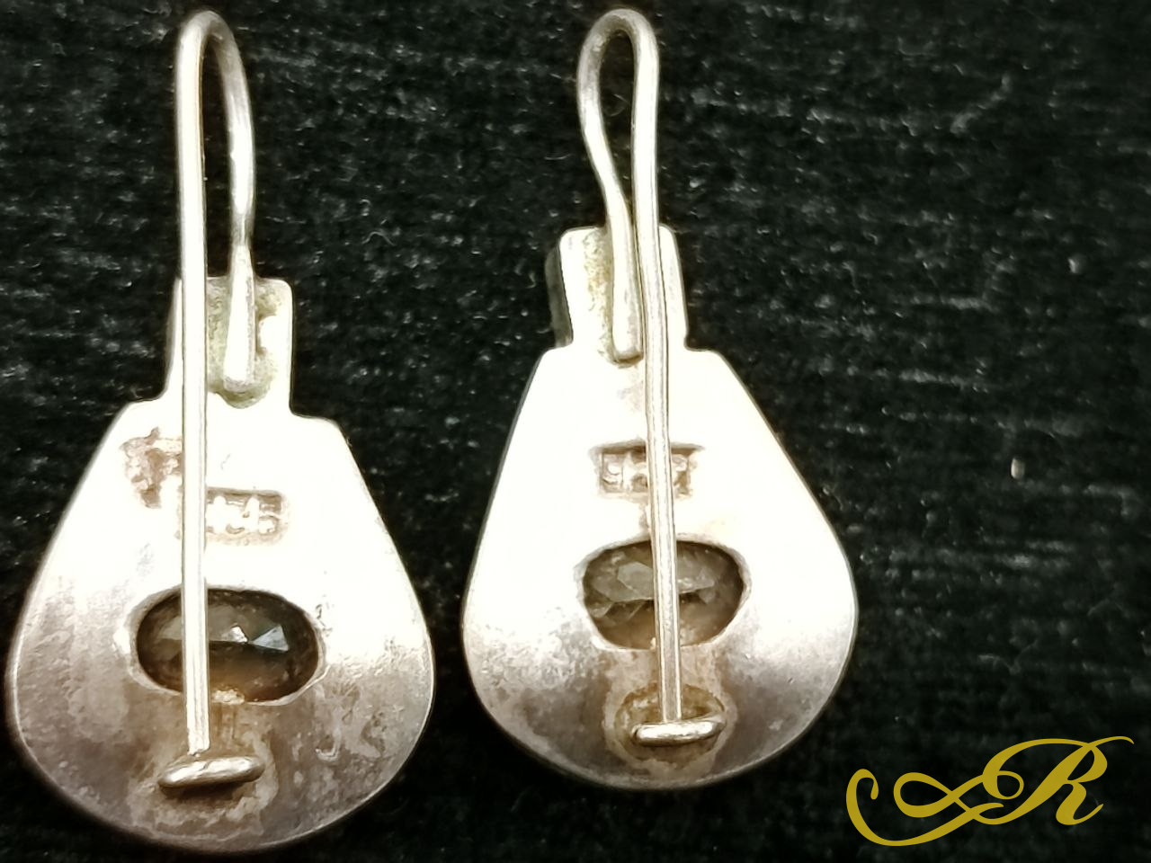 Винтажные серебряные серьги . Натуральный камень топаз. 8,10 гр.3 см.