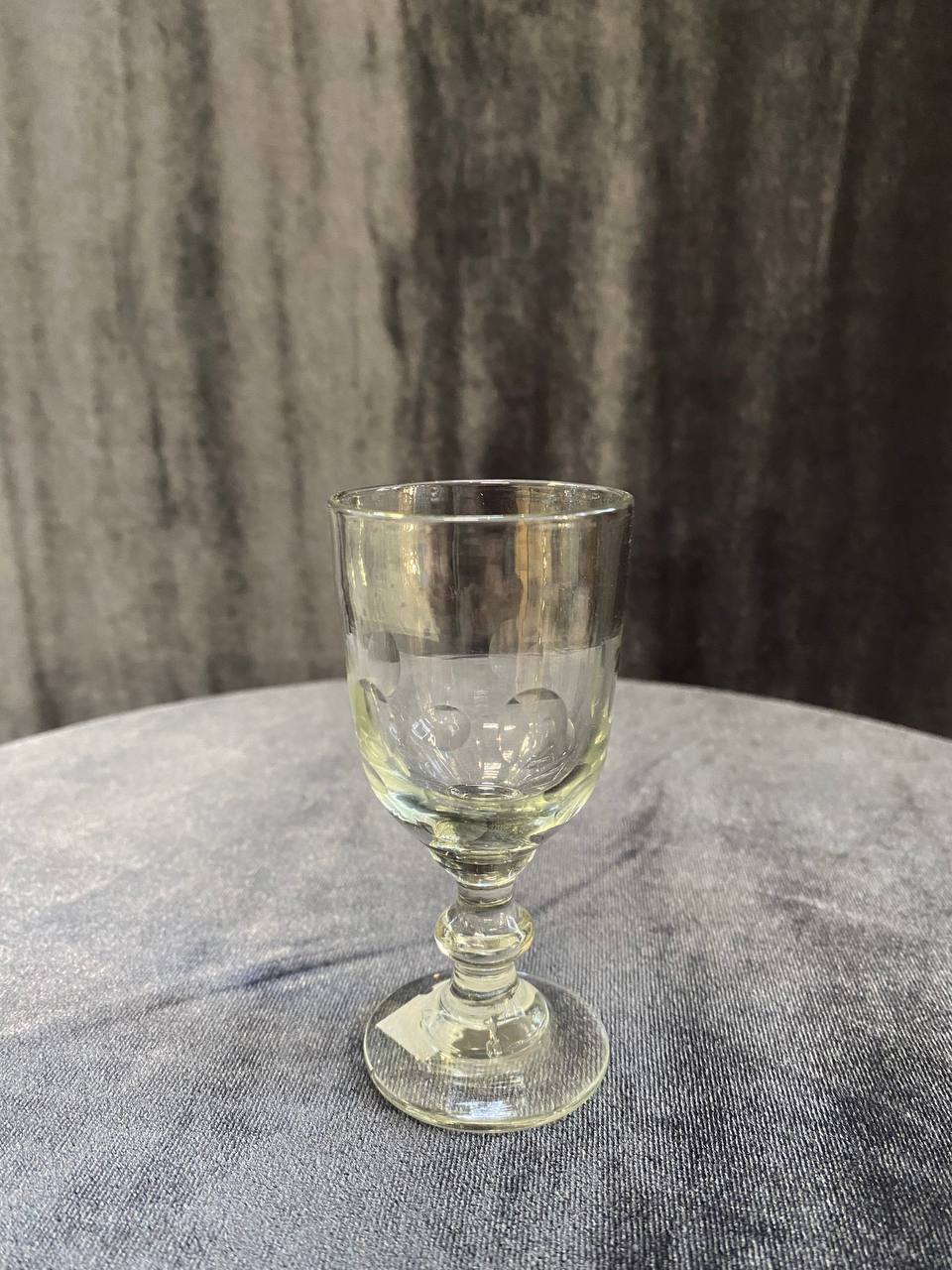 8. Рюмка «Горох», Мальцев, до 1917 г.