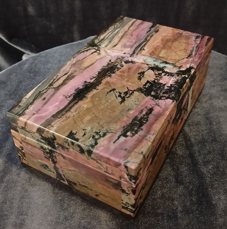 Шкатулка родонит 7.5х16.5х10см