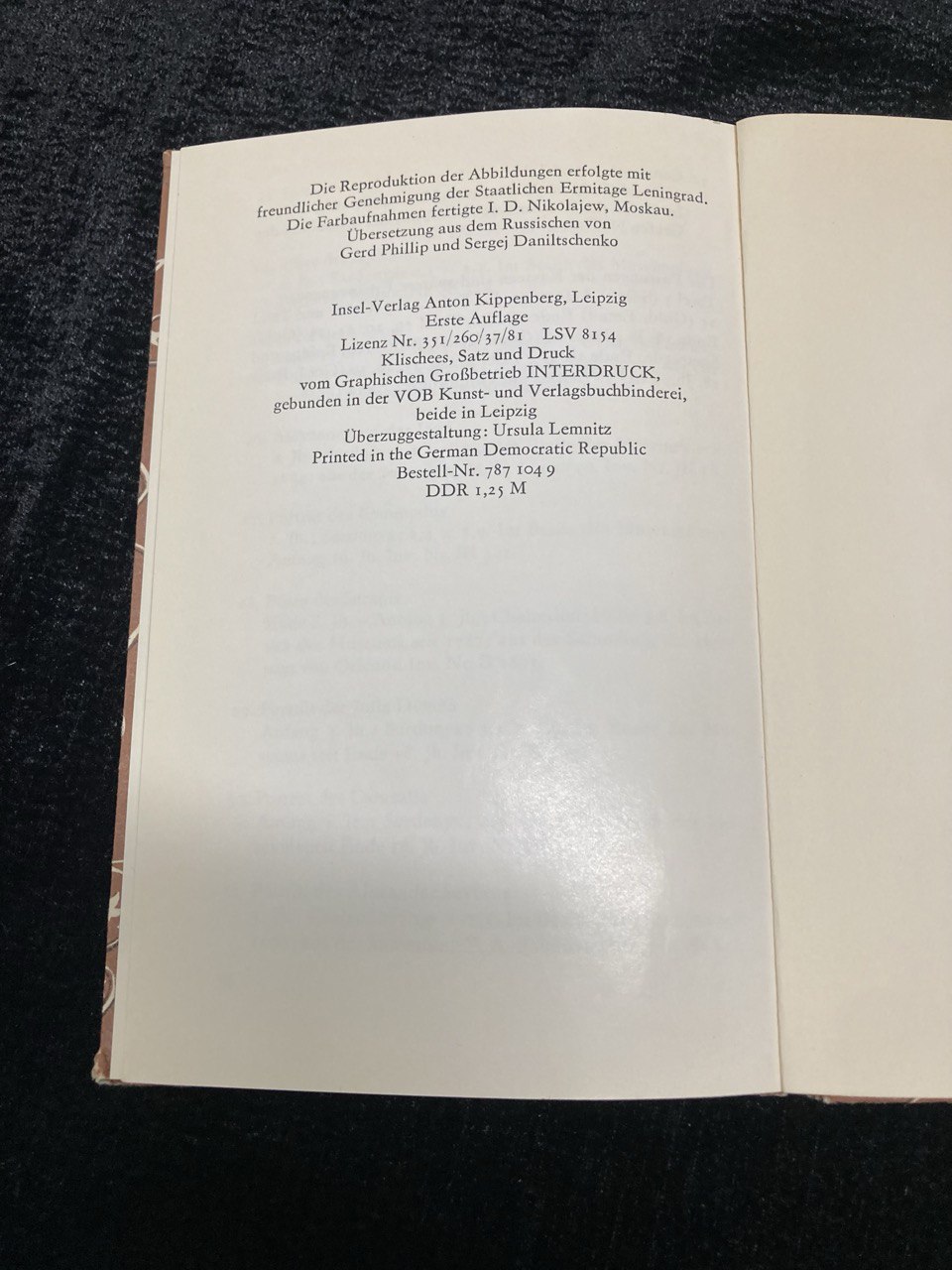 Antike kameen книга на немецком языке. 55 стр.