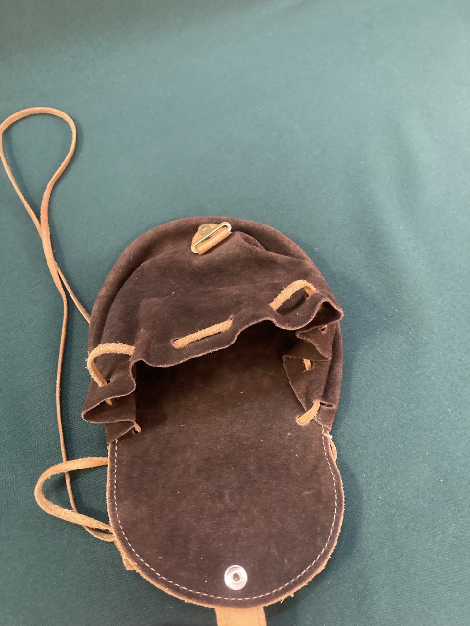 Сумка в татарском национальном стиле. Замша,кожа.15х14 см.