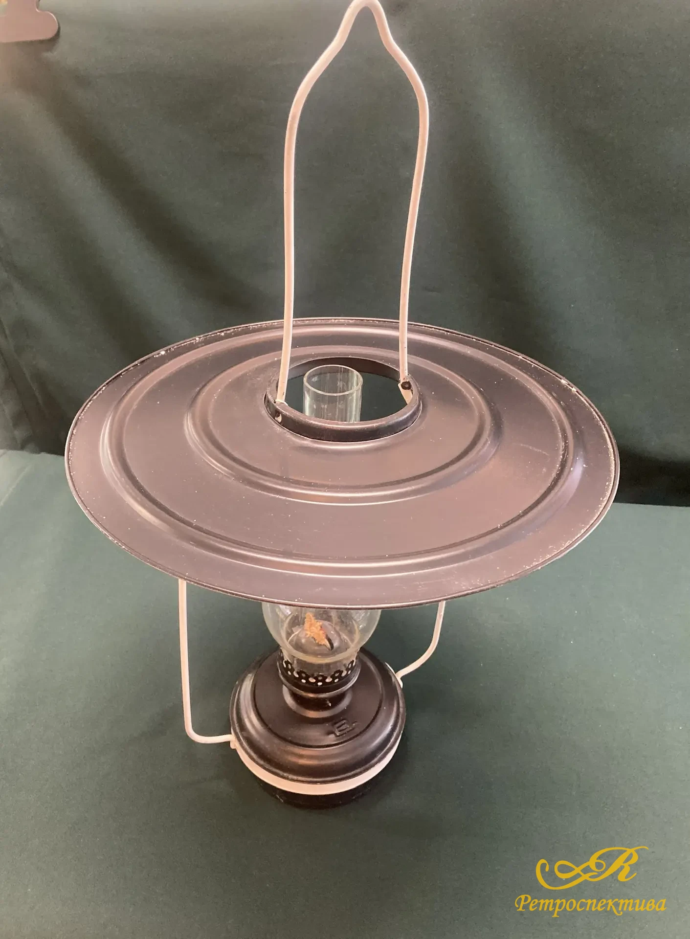 Лампа керосиновая с плафоном. Винтаж.  Новая.