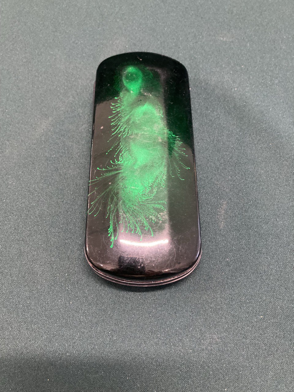 Очечник . Пластик, роспись,лак. СССР.