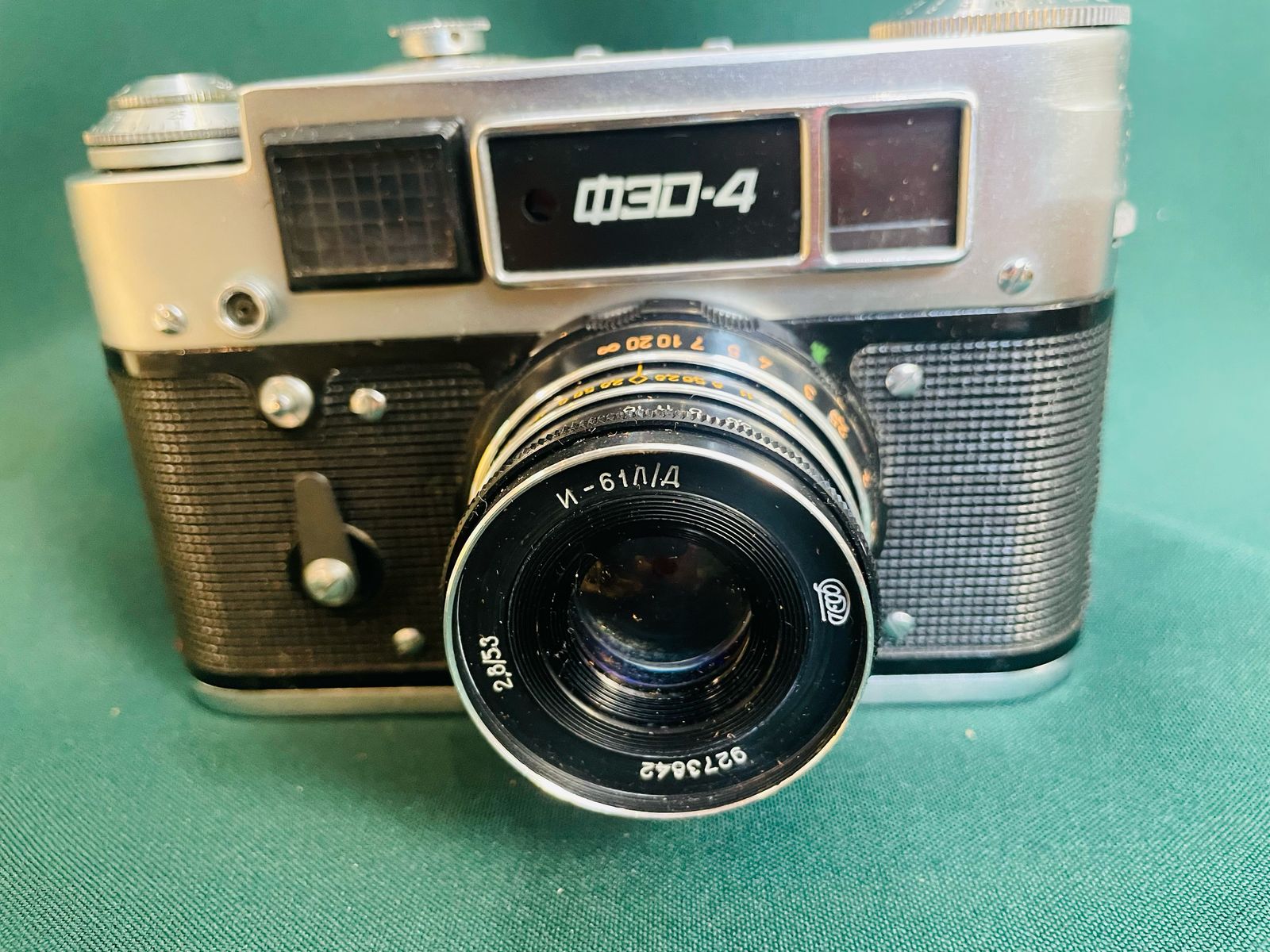 Советский фотоаппарат ФЭД 4