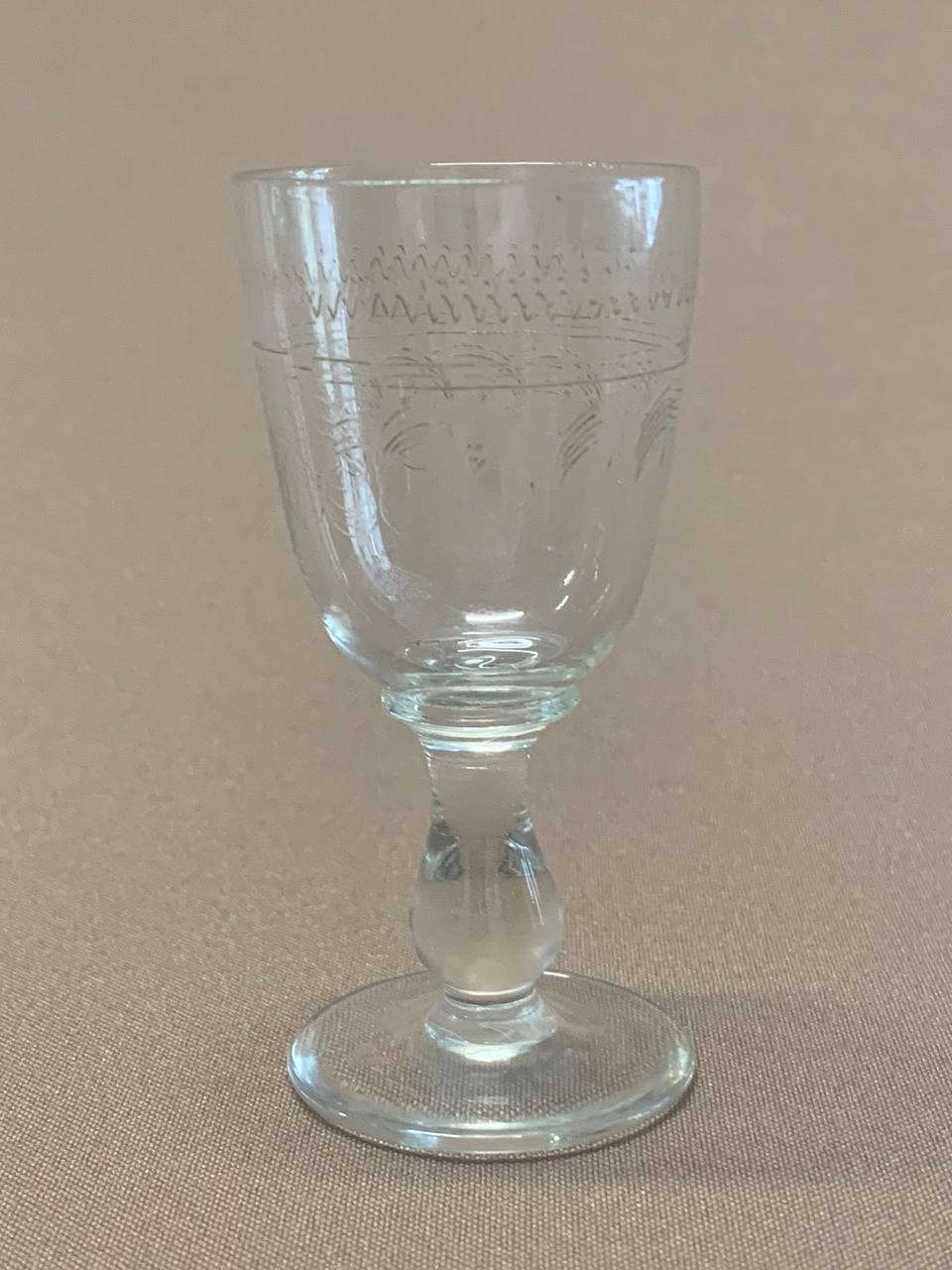 140. Рюмка (h - 85мм, v - 36мл)