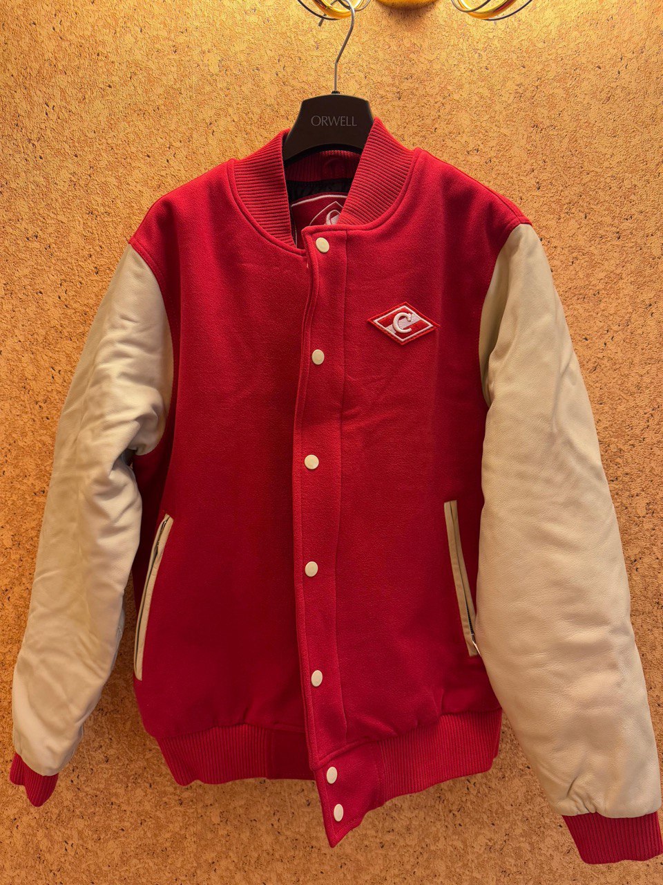 Оригинальная куртка спортивного клуба "Спартак"