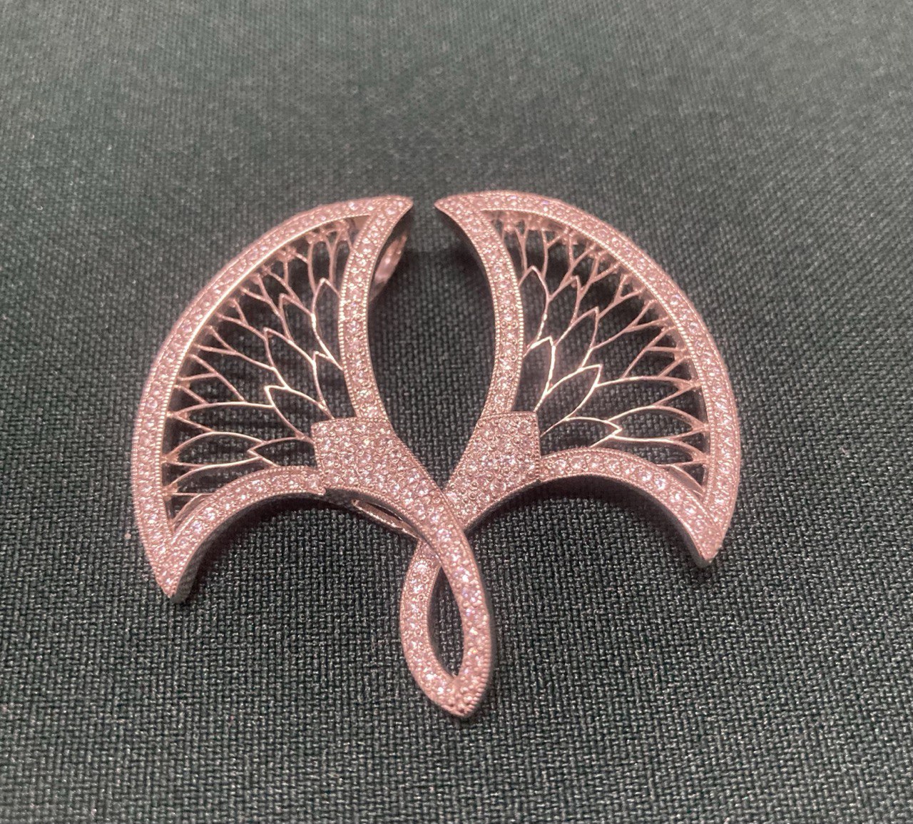 Подвесы серебро 925 пр.9,12 гр.169 фианитов.