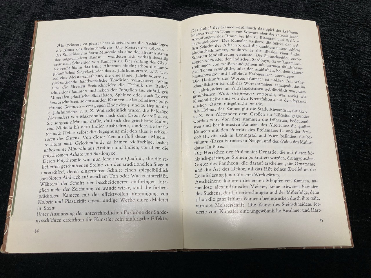 Antike kameen книга на немецком языке. 55 стр.