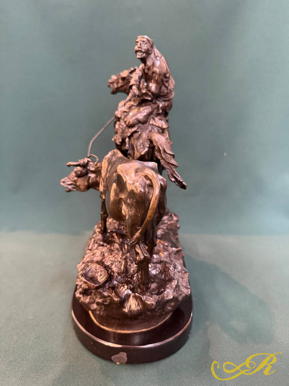 Скульптура  Скотокрад, Охотник и корова, начало ХХ в.,Василий Грачёв 