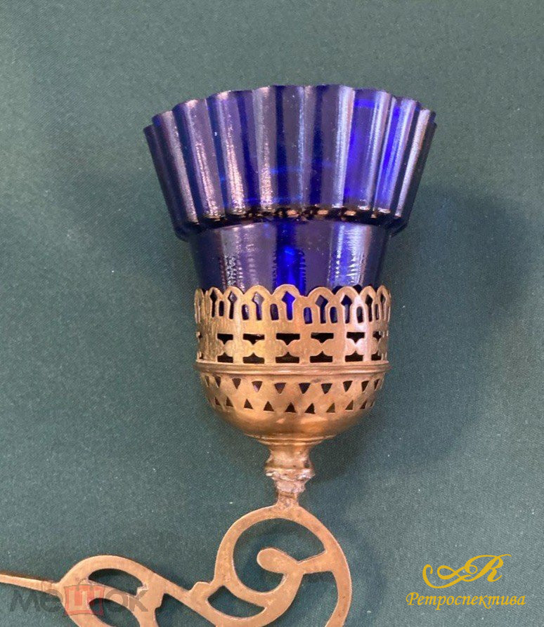 Чаша для лампадки.Диаметр у основания 4,5 см