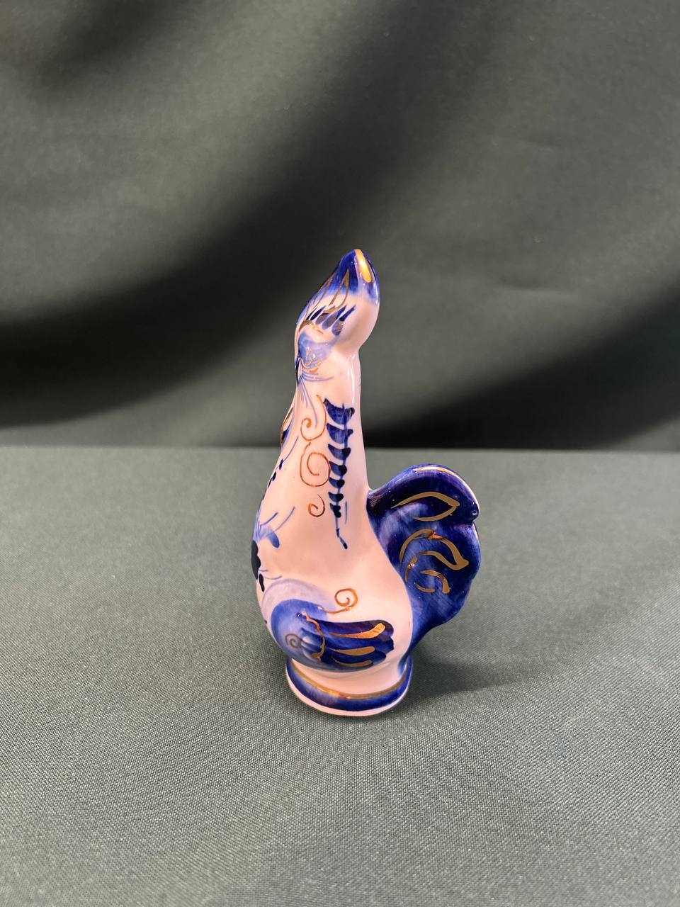 Статуэтка "Петушок", ХХ в. Гжель.