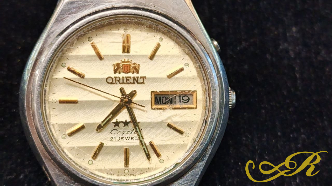 Винтажные механические часы Orient 3 Star  с классическим стальным браслетом. Состояние на фото. Япония. 21 камень. Держат от влаги. На ходу. 