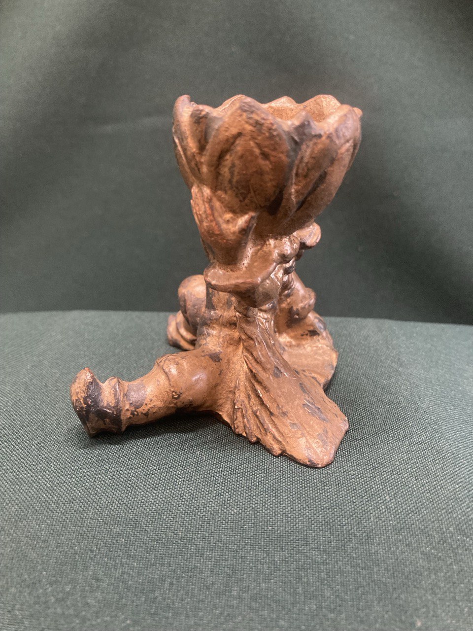 Подсвечник " Гном"