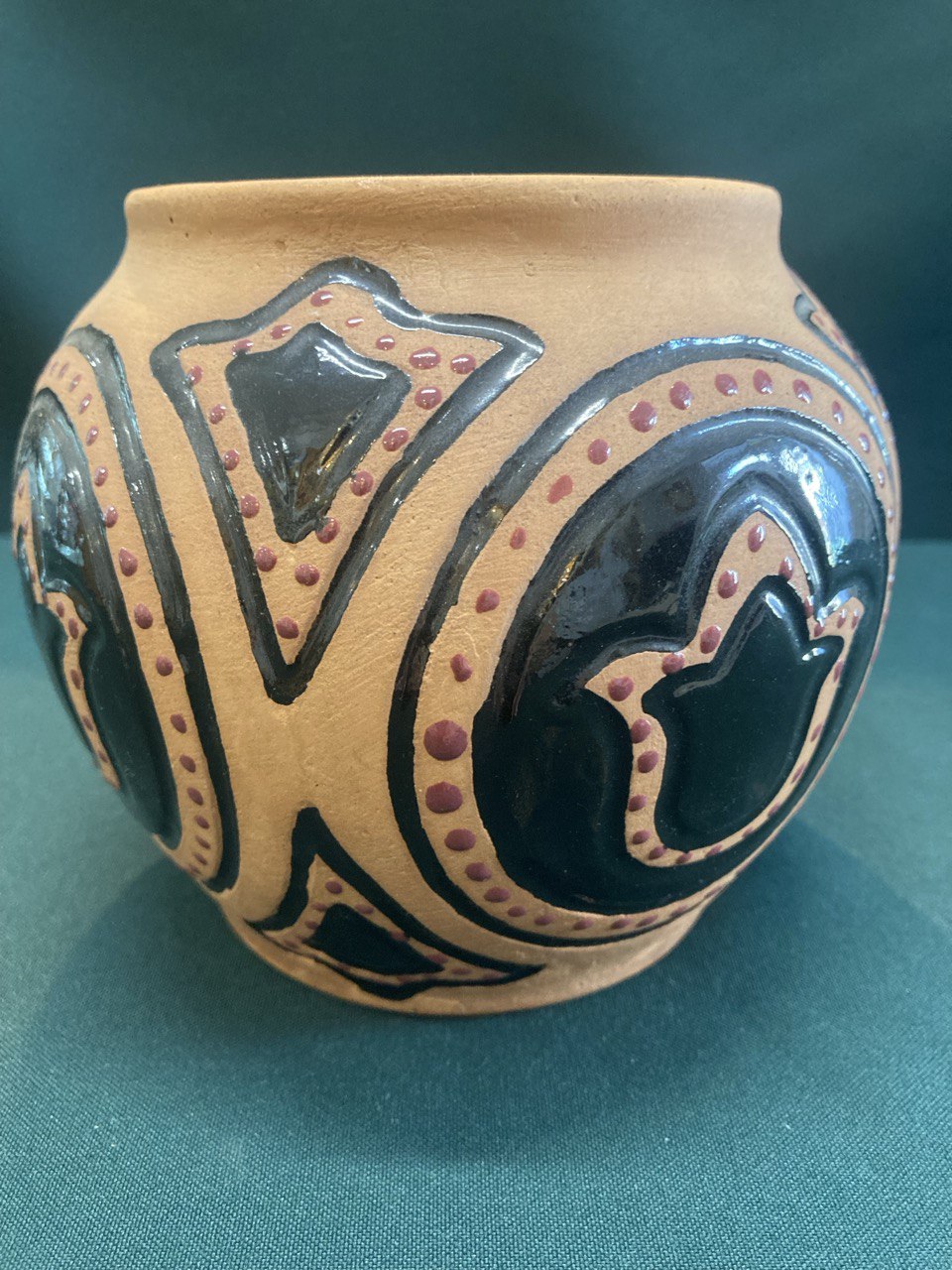 Горшочек керамика Автор Б. Шубин.