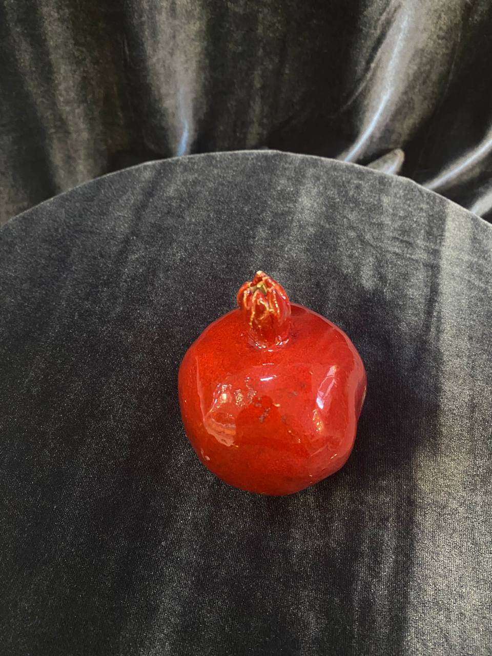 Фарфоровая фигурка «гранат»