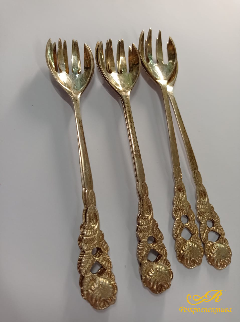 Серебряные вилки для устриц. 6 шт.Серебро 800 пр. 81 гр. Европа.