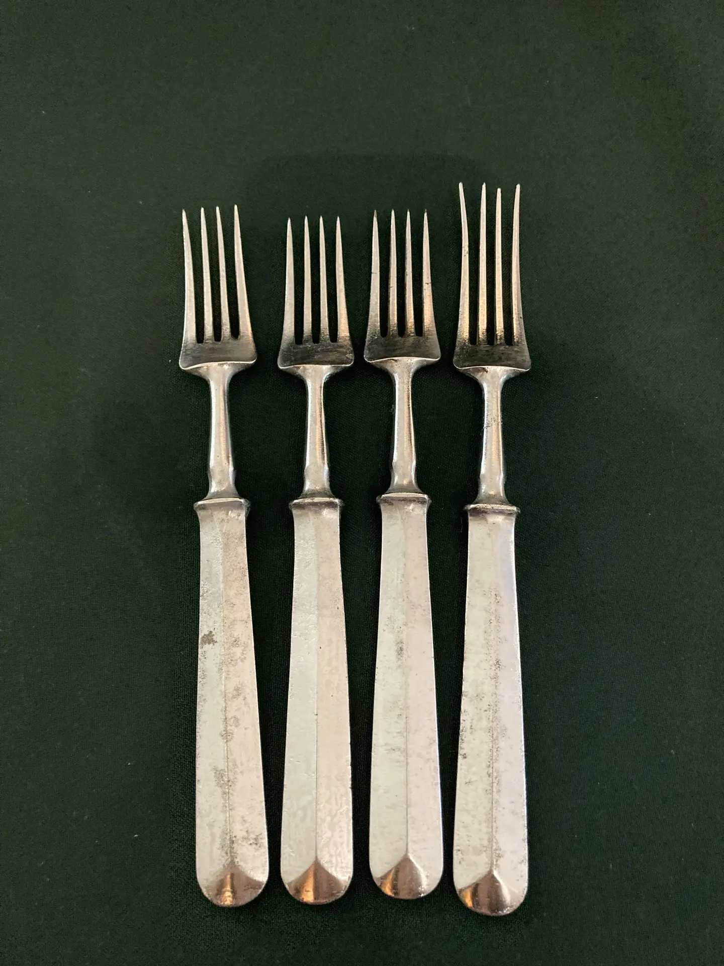 Вилки винтажные.4 шт. СССР.  Нержавейка. Цена за 1 шт.