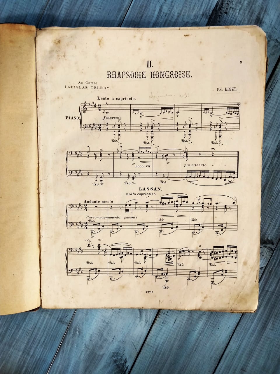 Ноты, коллекция. Композиции для фортепиано в двух основных режимах.