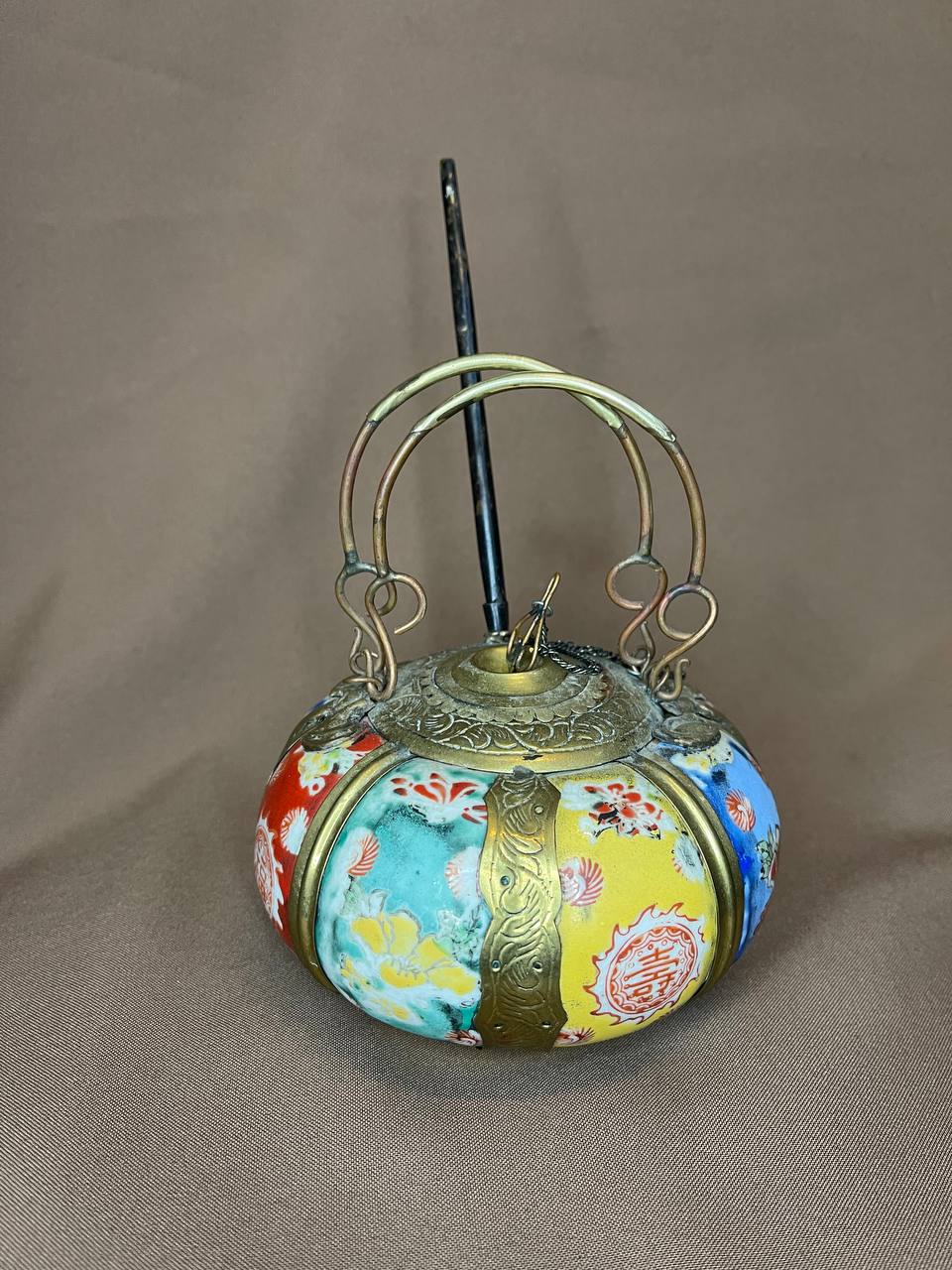 Фарфоровая  курильница для благовоний с иероглифами и рисунками, Китай