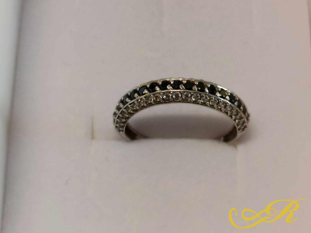  Серебряное кольцо 925 пробы с гранатом . 2,02 гр. 